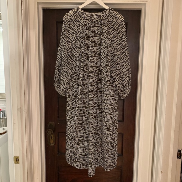 Zara printed dress - Picture 2 of 2